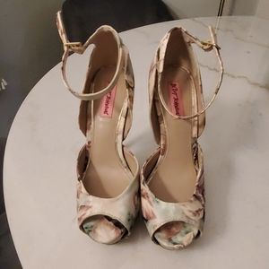 Betsey Johnson Angelick Floral Platform Stiletto